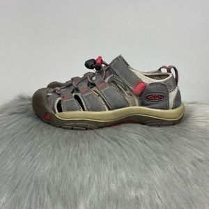 Keen Newport H2 Grey Red Kids Waterproof Sandals